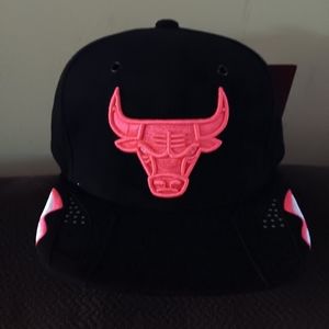 Chicago Bulls infared hat to match Jordan infared 6